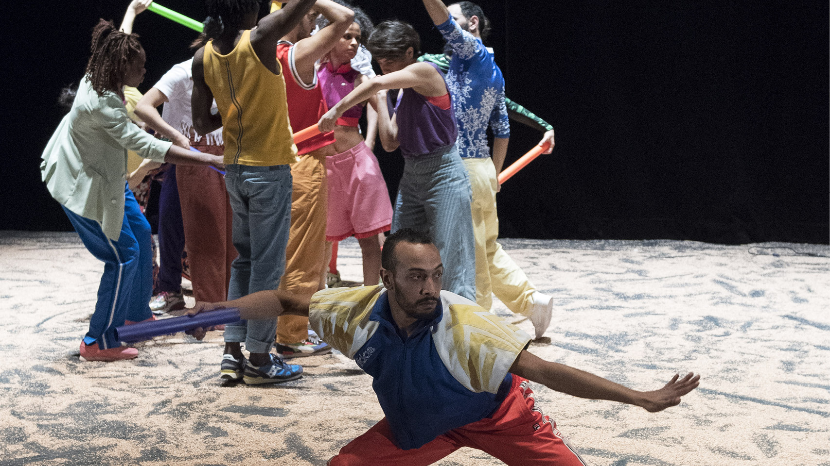 AKZAK, l'impatience d'une jeunesse reliée