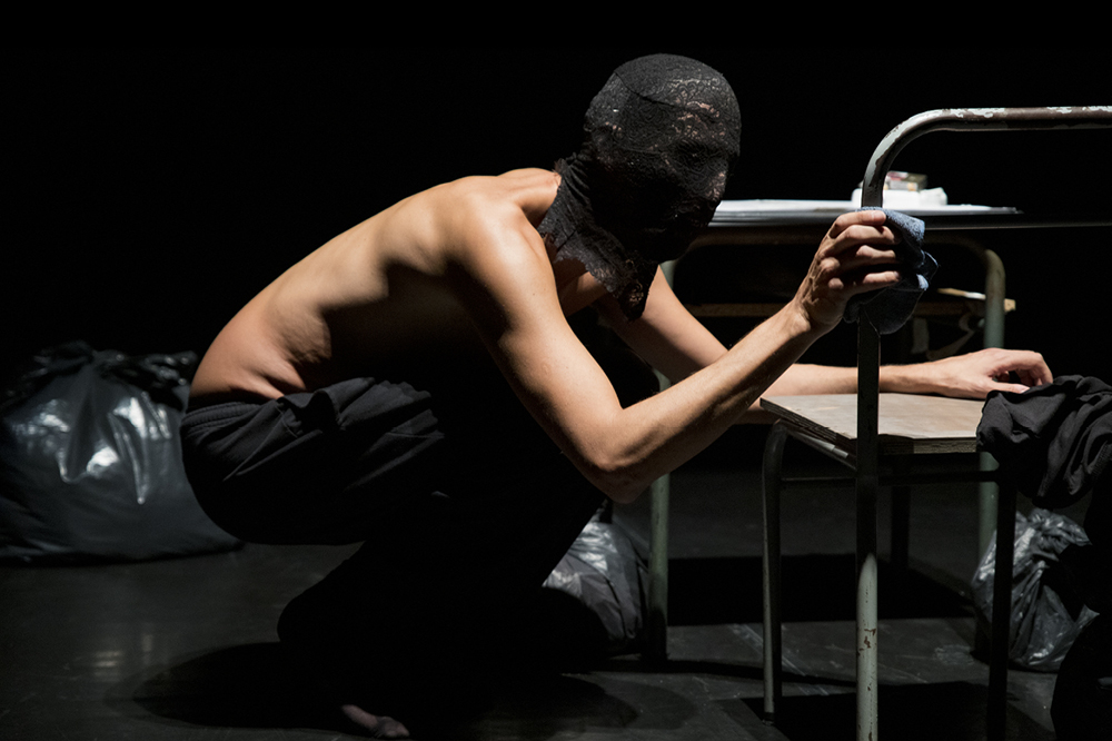 Giovanni !... en attendant la bombe