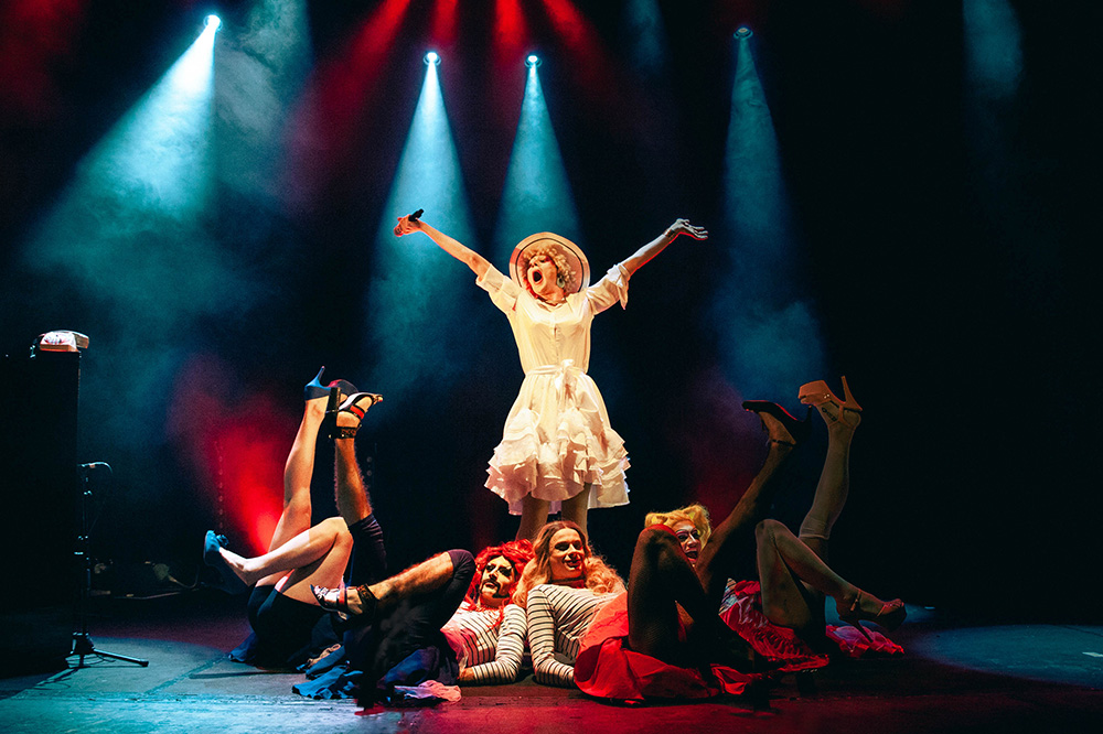 Les Douze Travelos d'Hercule